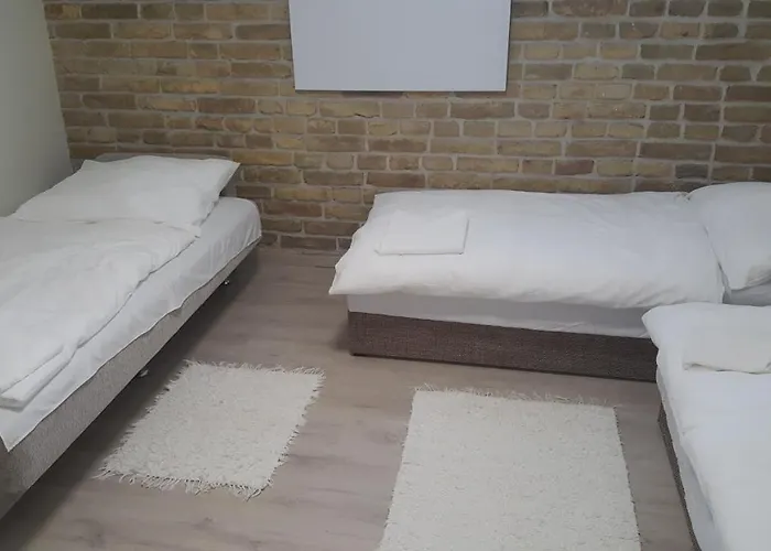 Orhidea Szuterén Apartman